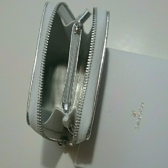 New in Box. Swarovski Crystal Zipper Wallet - Picture 4 of 7